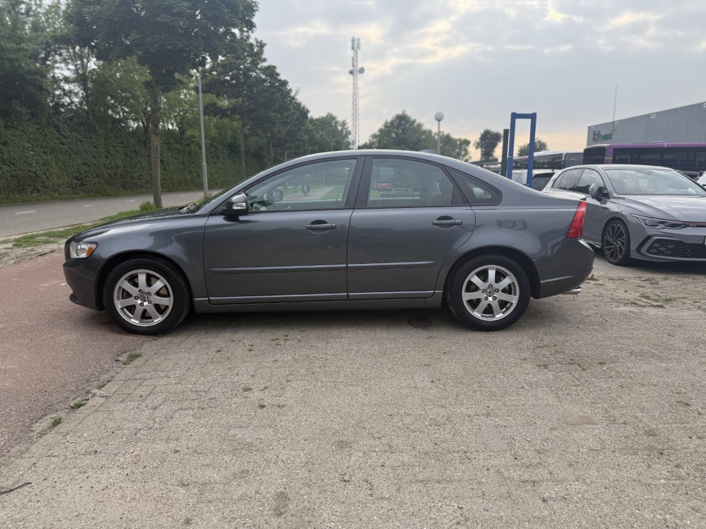 Volvo S40