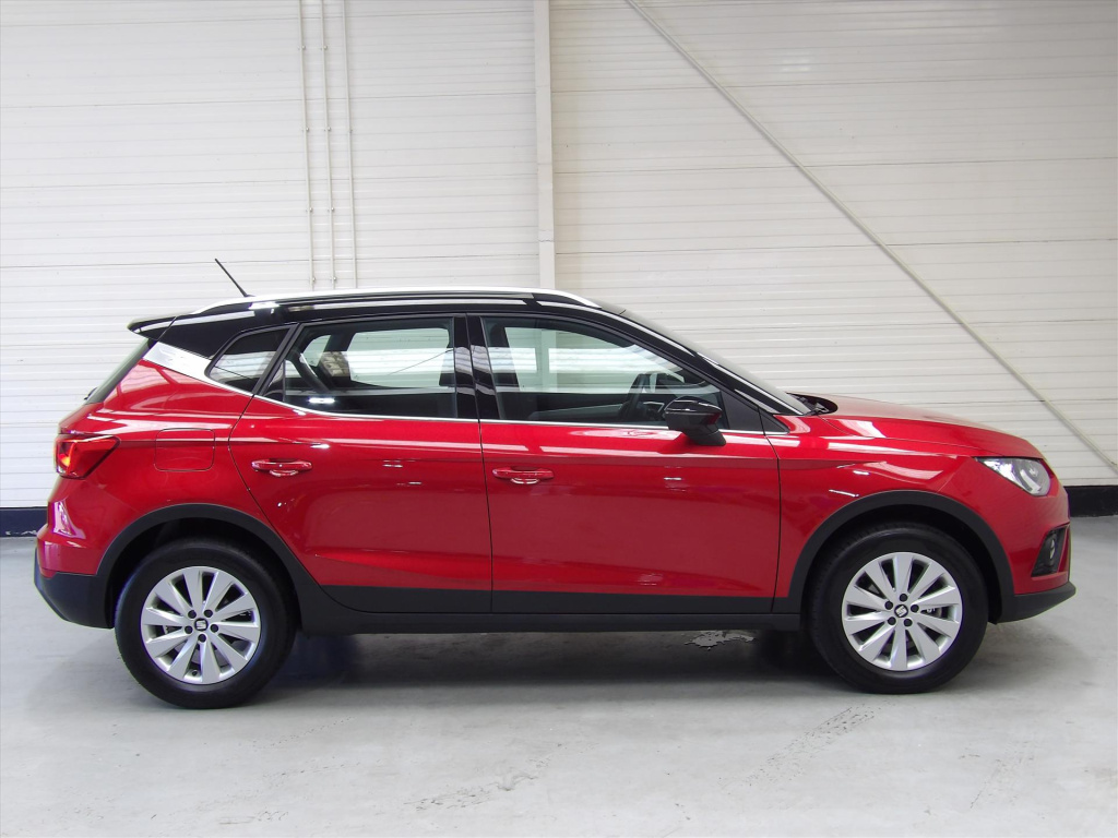 Seat Arona