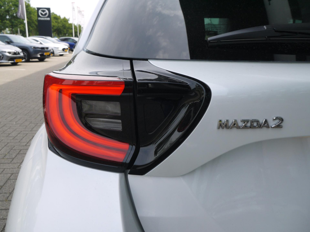 Mazda 2 Hybrid