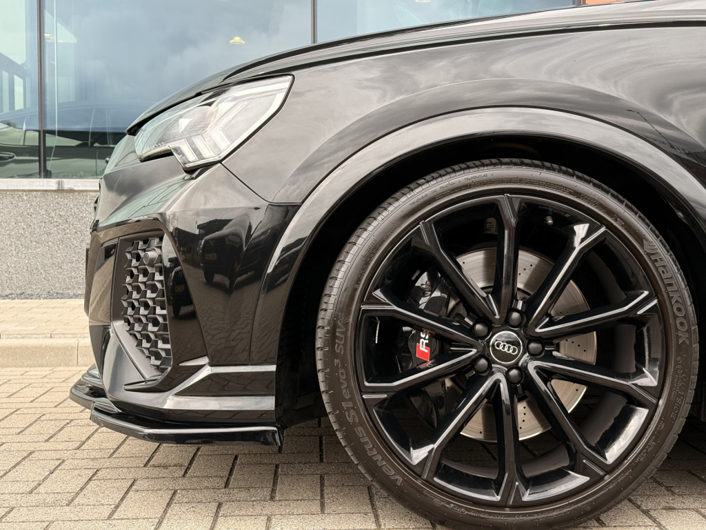 Audi Rsq3