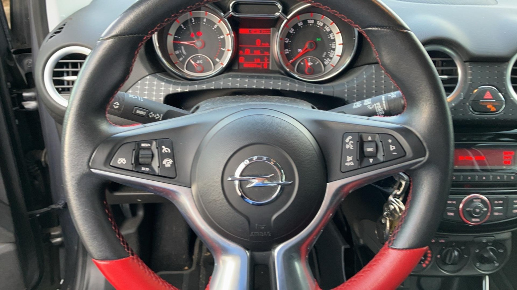 Opel Adam