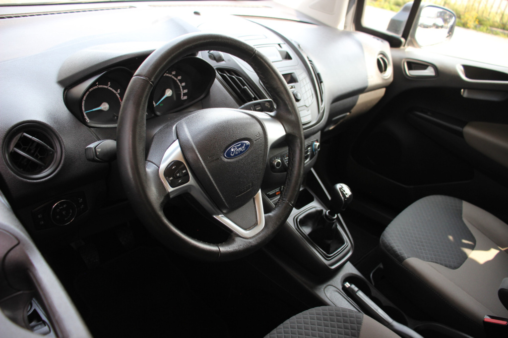 Ford Tourneo
