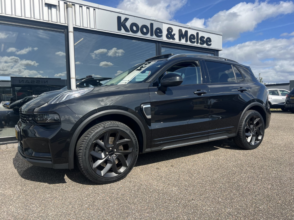 Lynk & Co 01