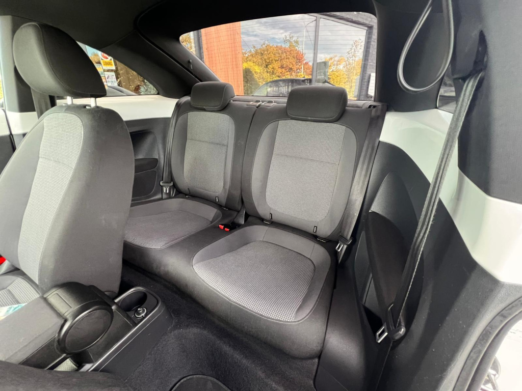 Volkswagen New Beetle