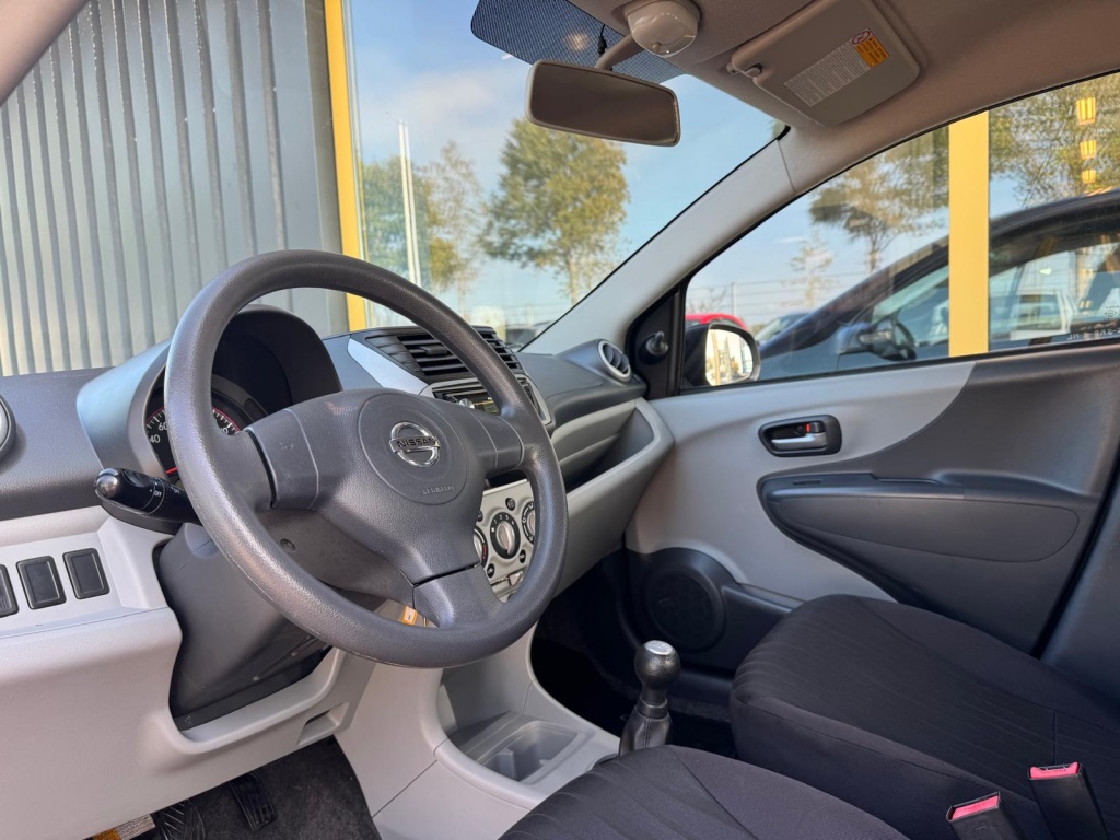 Nissan Pixo