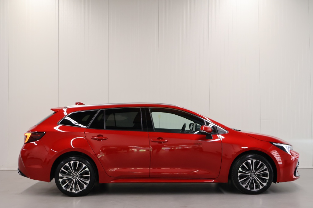 Toyota Corolla Touring Sports