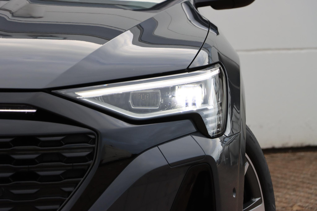 Audi Q8 E-tron