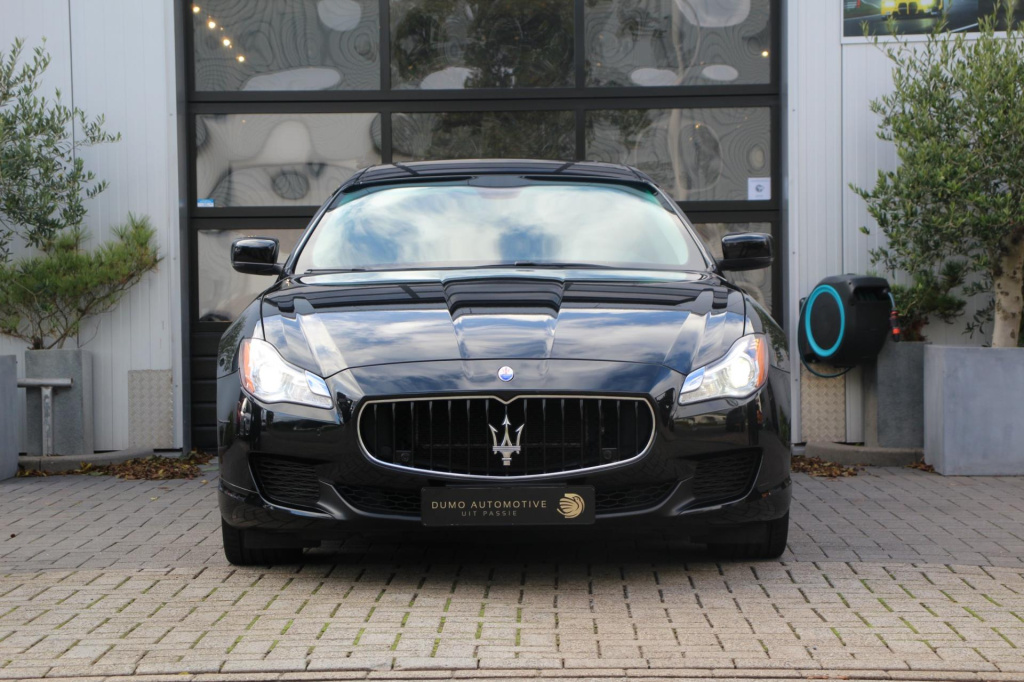 Maserati Quattroporte