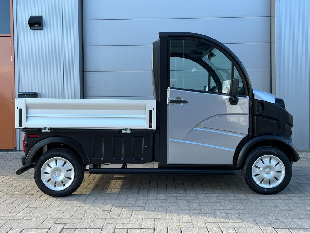 Aixam E-truck