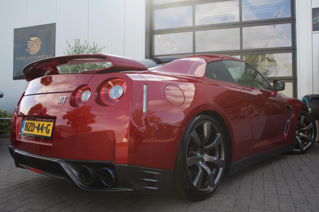 Nissan Gt-r