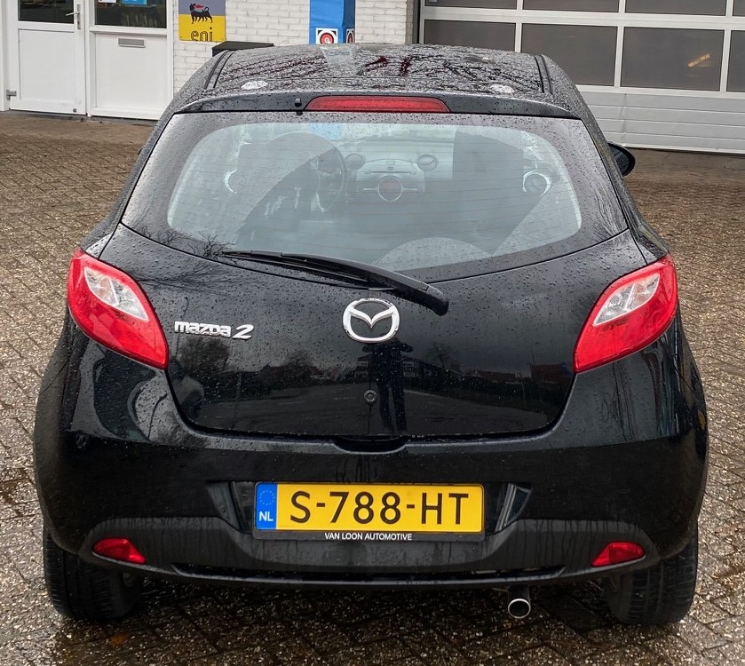 Mazda 2