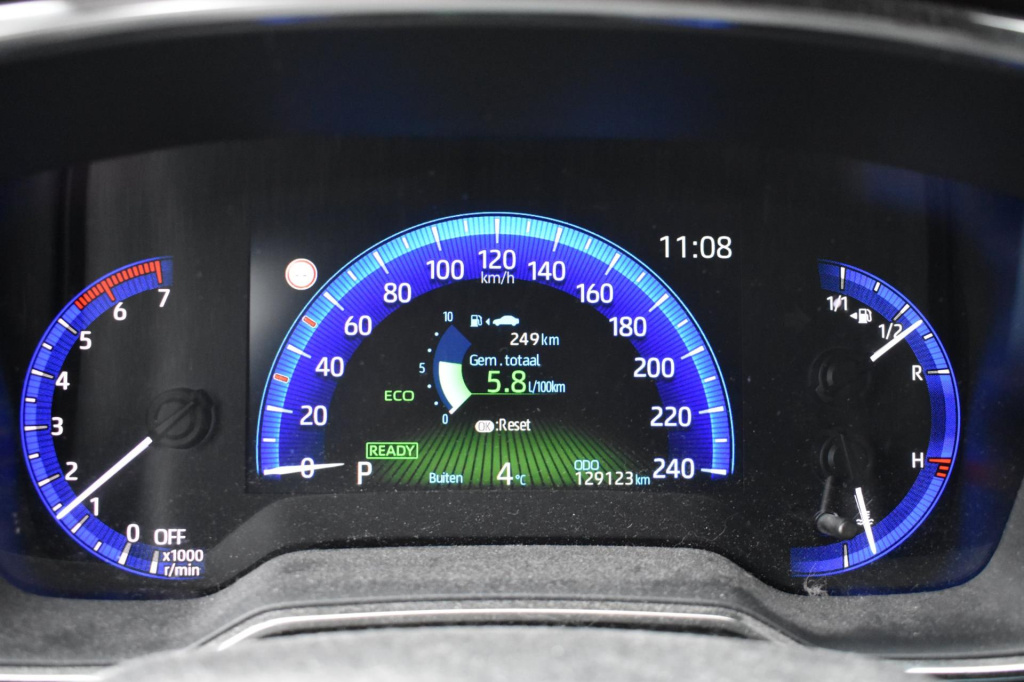 Toyota Corolla Touring Sports