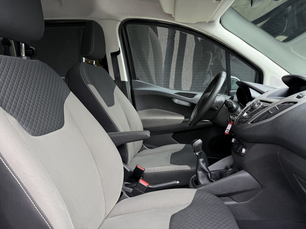 Ford Tourneo Courier