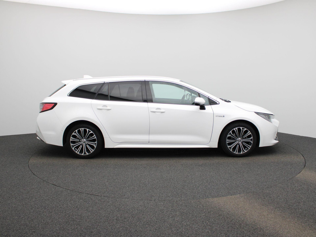 Toyota Corolla Touring Sports