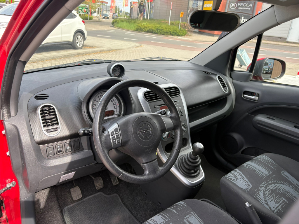 Opel Agila