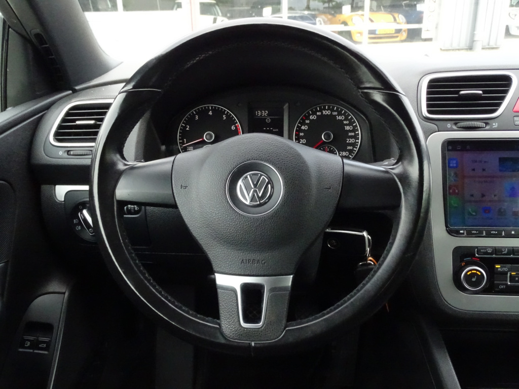 Volkswagen Eos