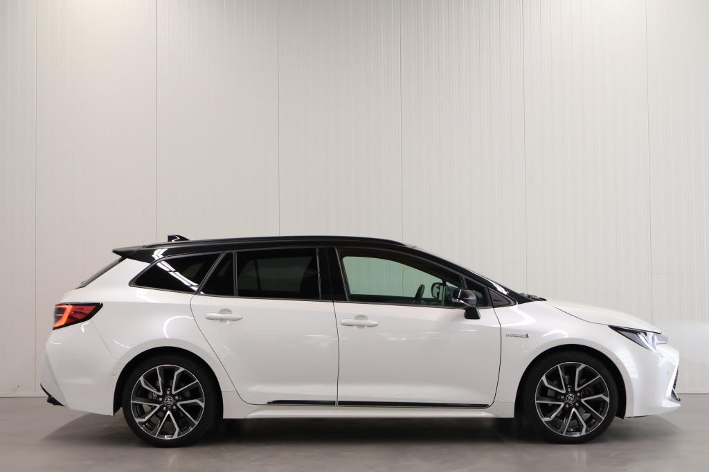 Toyota Corolla Touring Sports