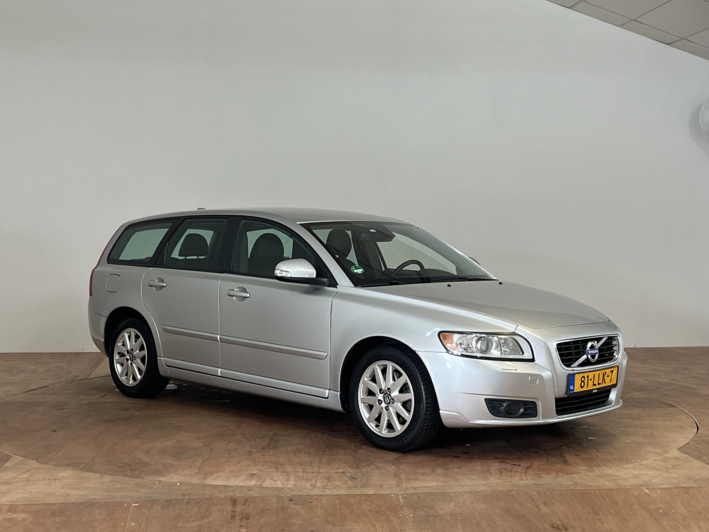 Volvo V50
