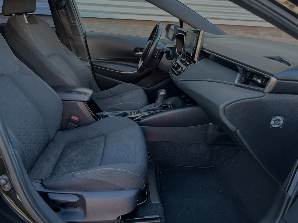 Toyota Corolla Touring Sports