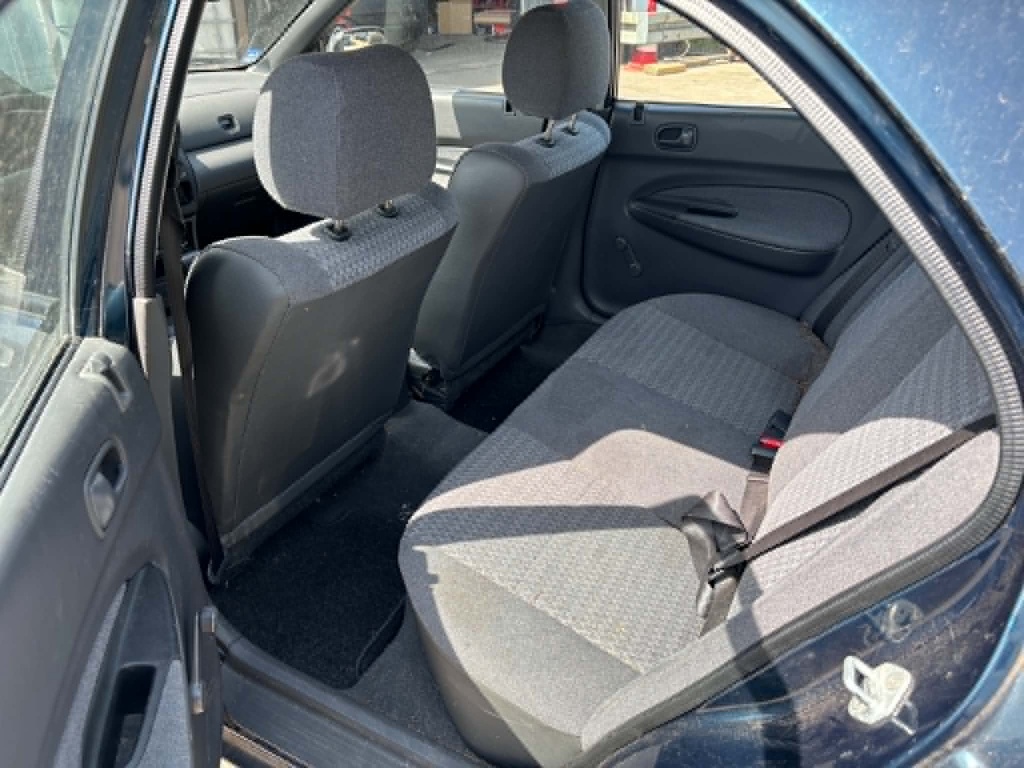Mazda 323