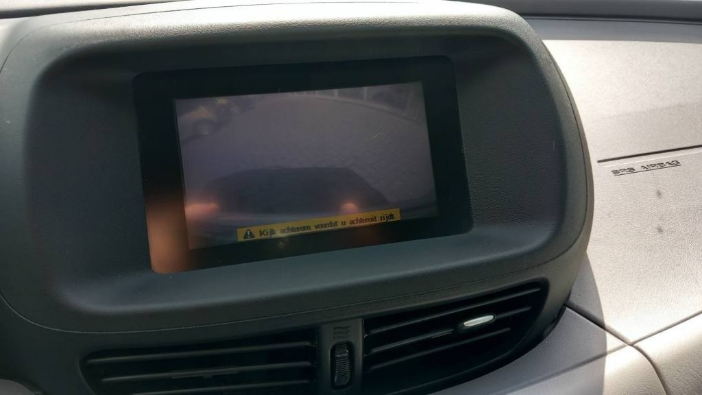 Nissan Almera Tino