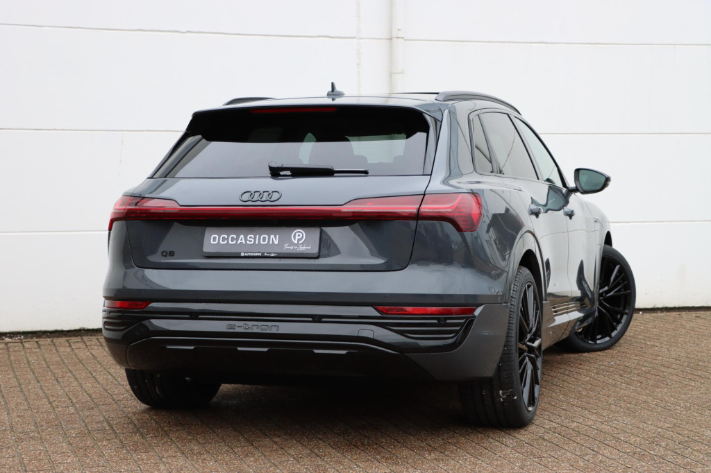 Audi Q8 E-tron