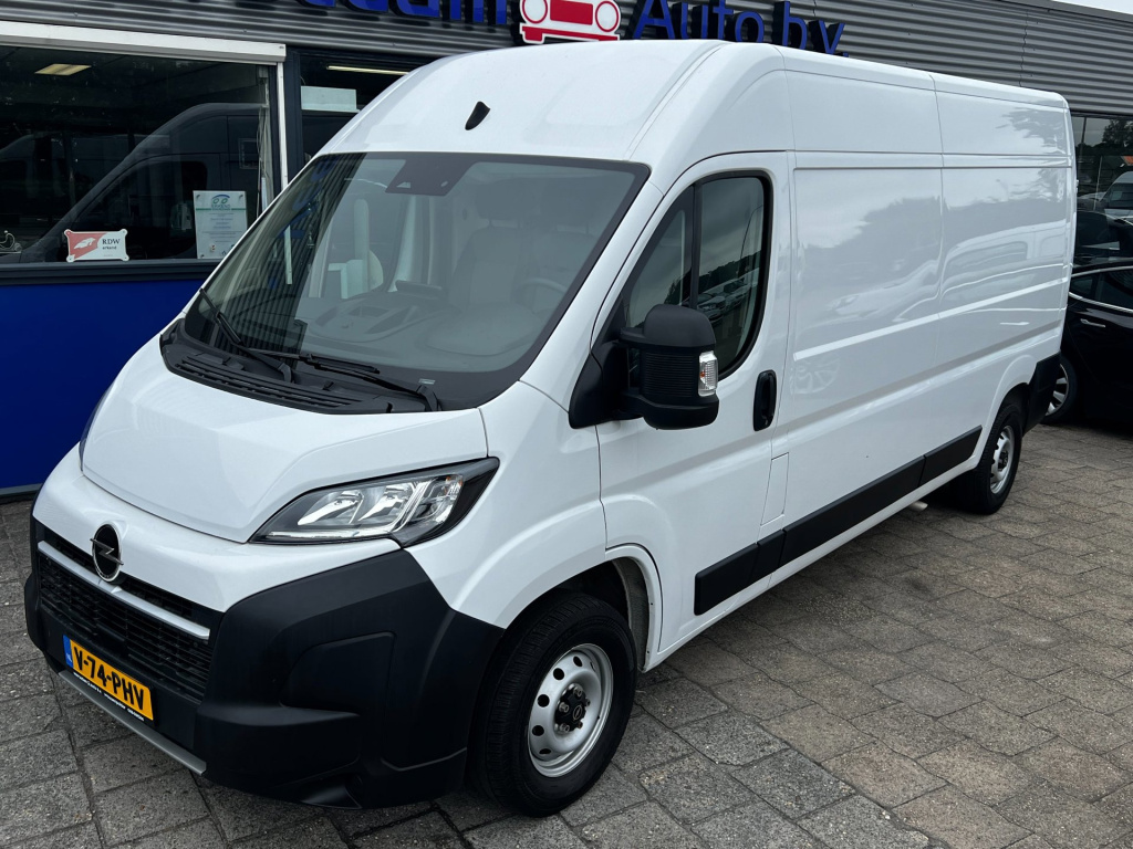 Opel Movano
