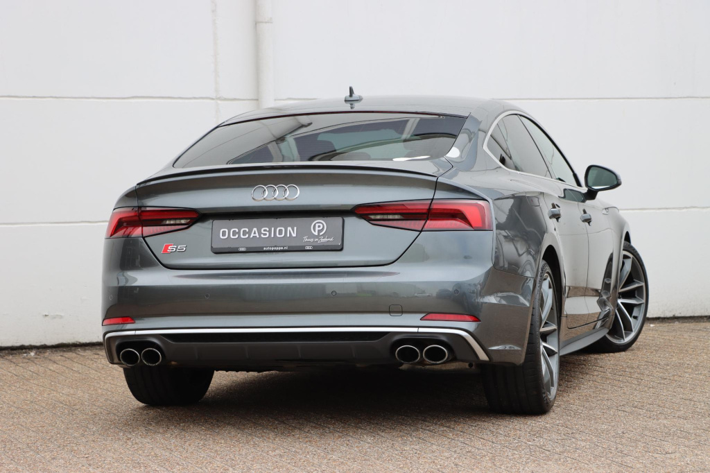 Audi S5