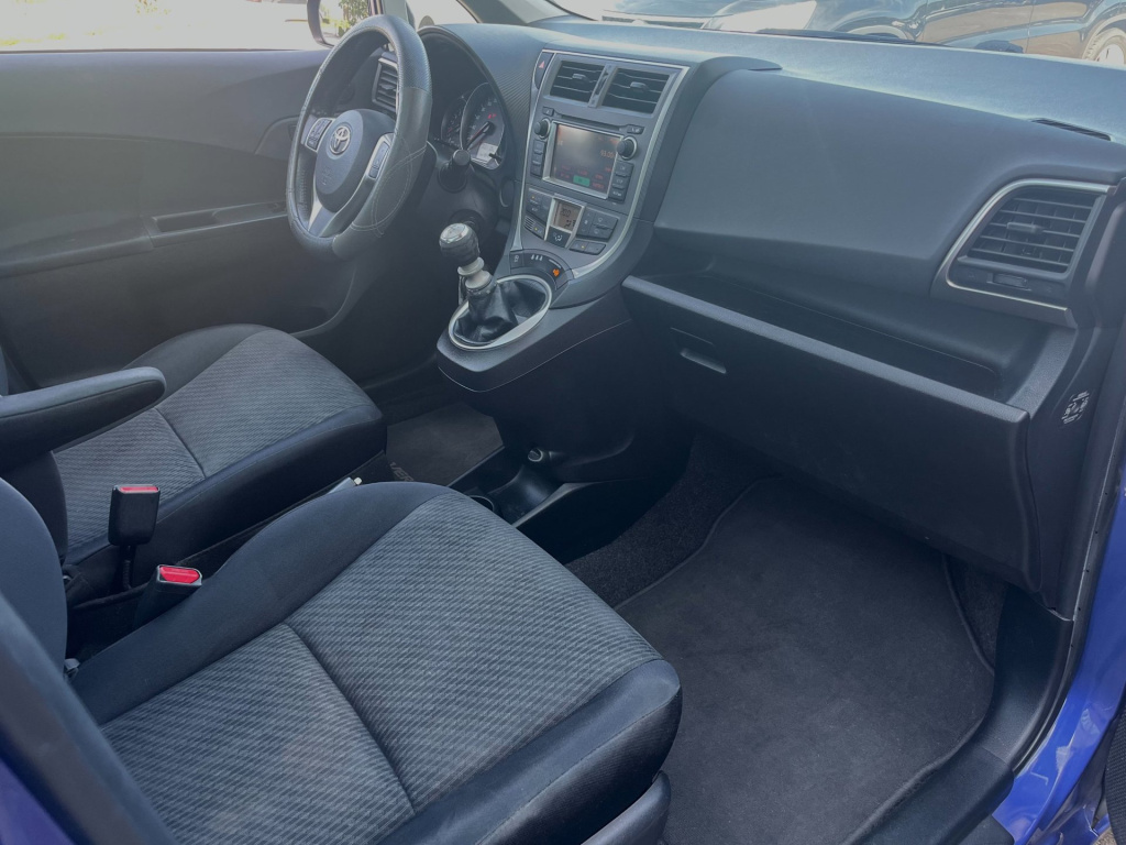 Toyota Verso-s