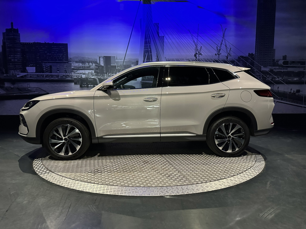 Byd Seal U