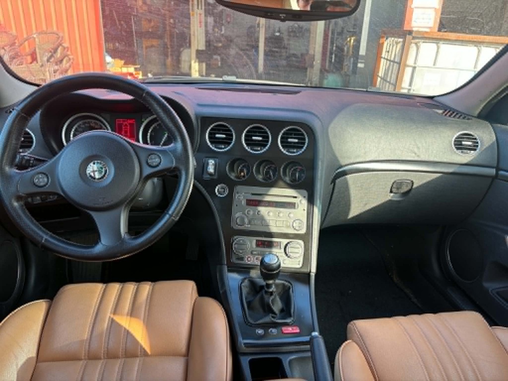 Alfa Romeo 159