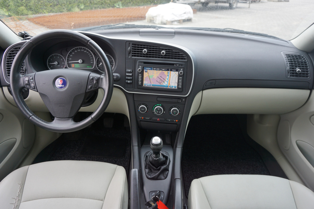 Saab 9-3