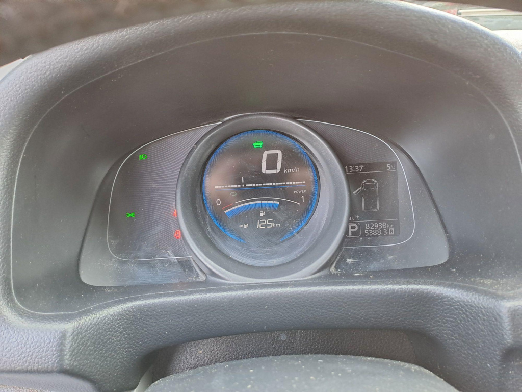 Nissan E-nv200