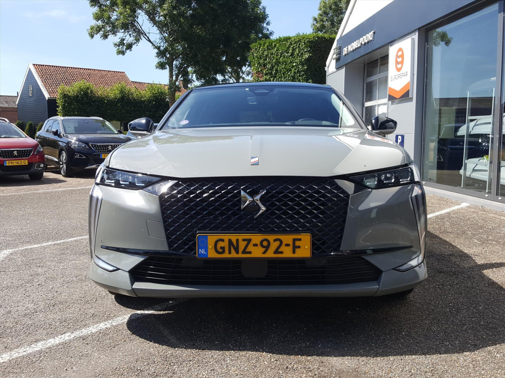 Ds Ds 4