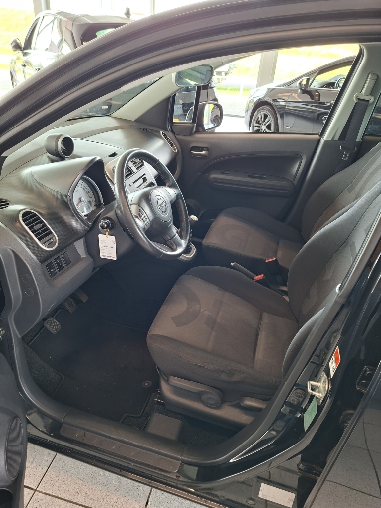 Opel Agila
