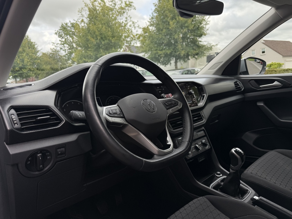 Volkswagen T-cross