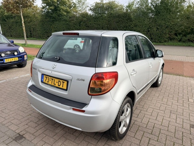 Suzuki Sx4