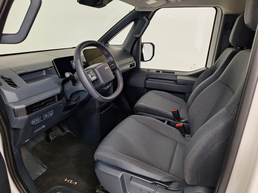Kia Pv5