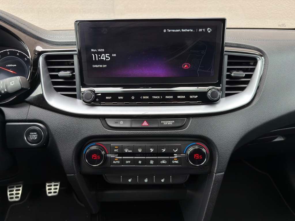 Kia Proceed