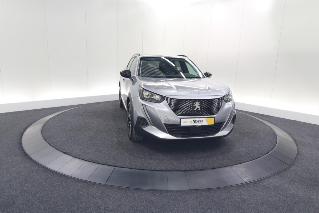 Peugeot E-2008
