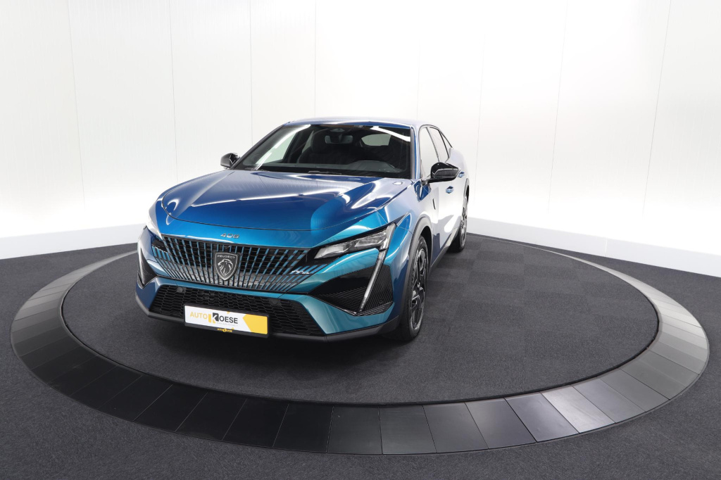 Peugeot 408