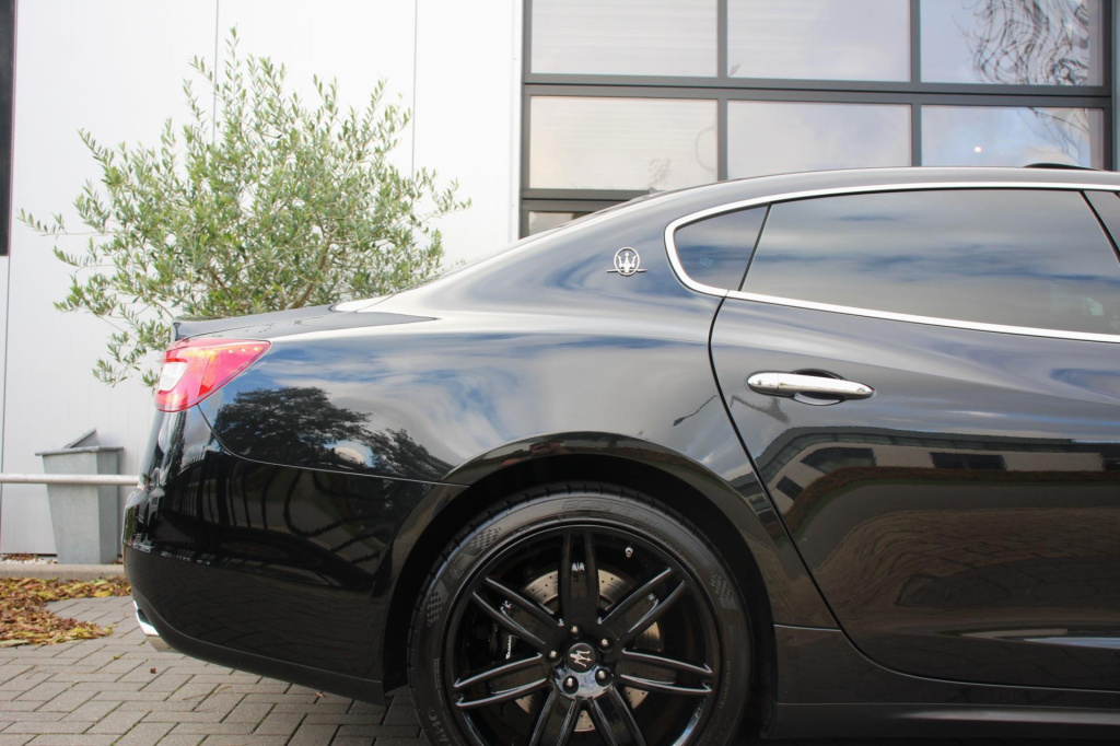 Maserati Quattroporte