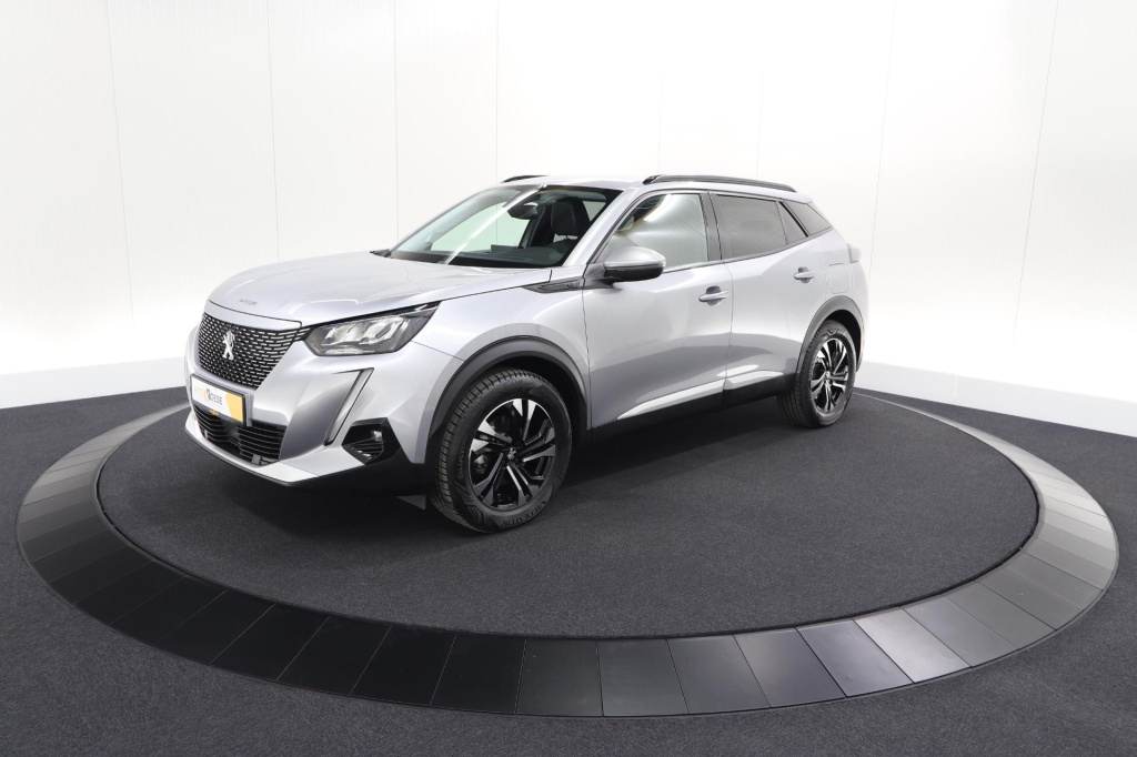 Peugeot E-2008