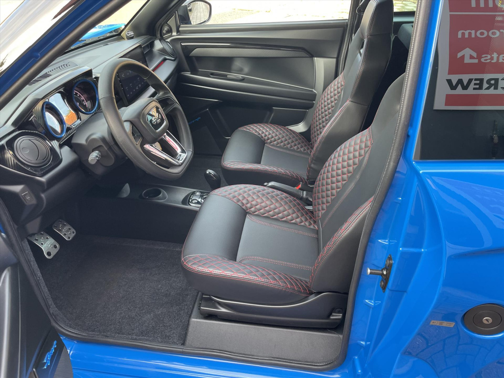 Ligier Js60