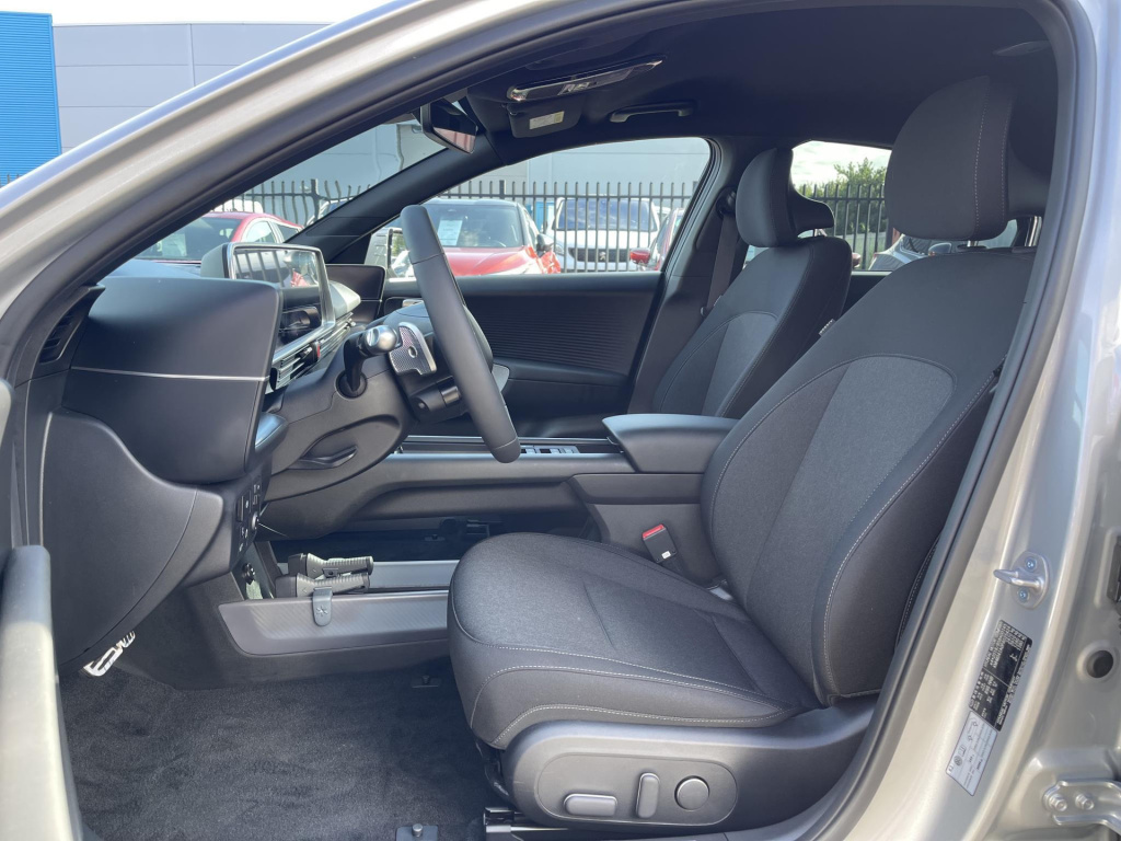 Hyundai Ioniq 6