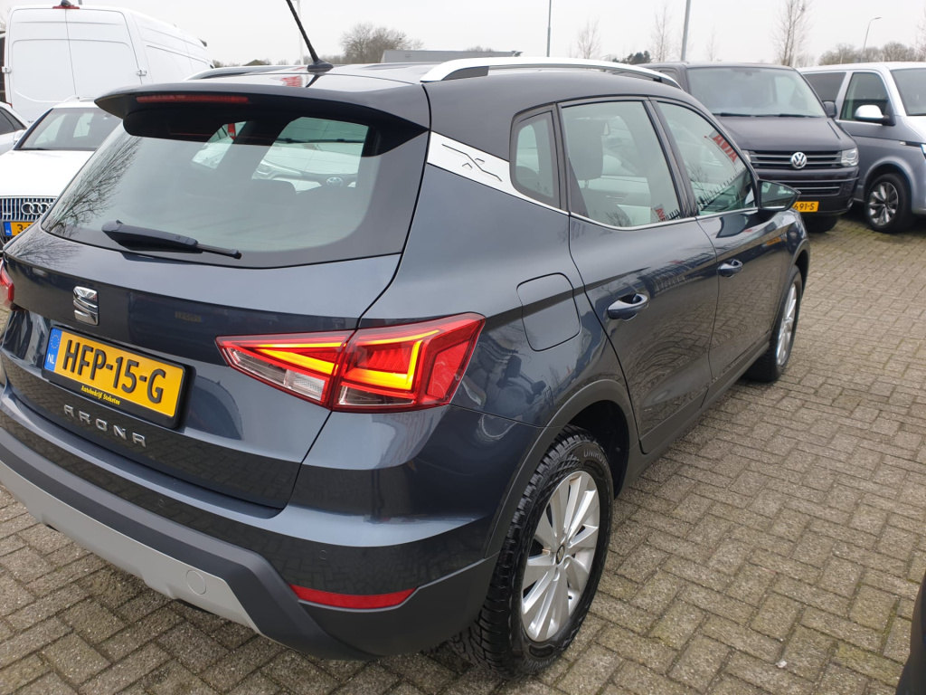 Seat Arona