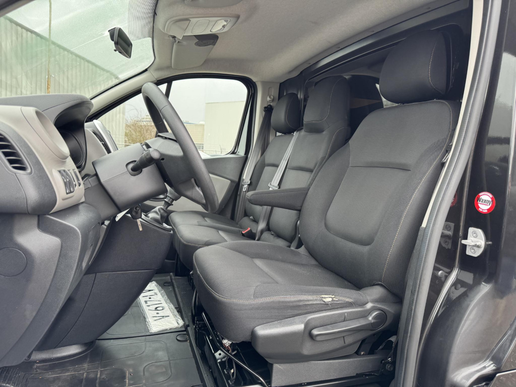 Nissan Nv300