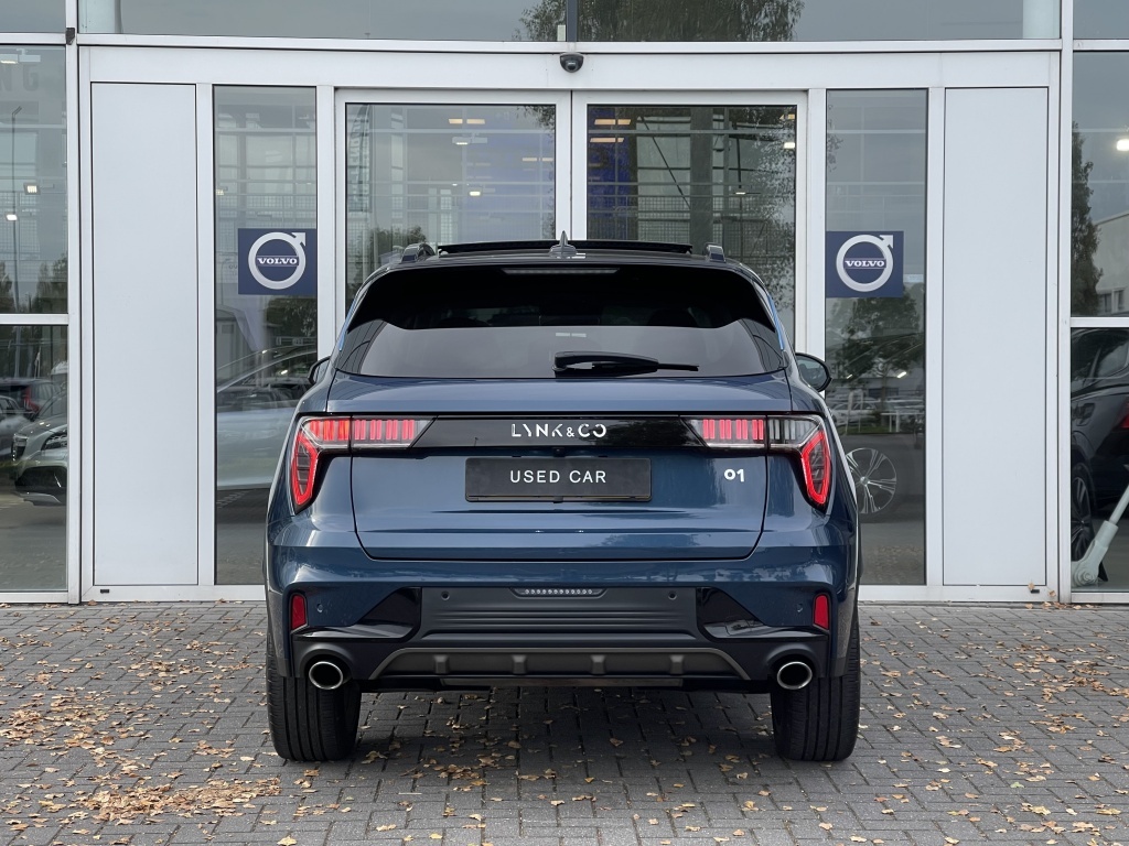 Lynk & Co 01