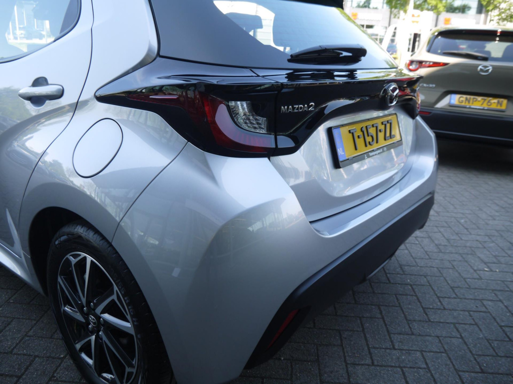Mazda 2 Hybrid