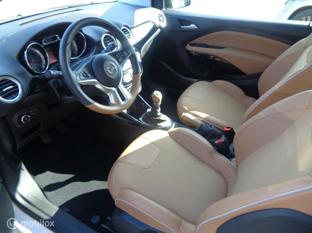 Opel Adam